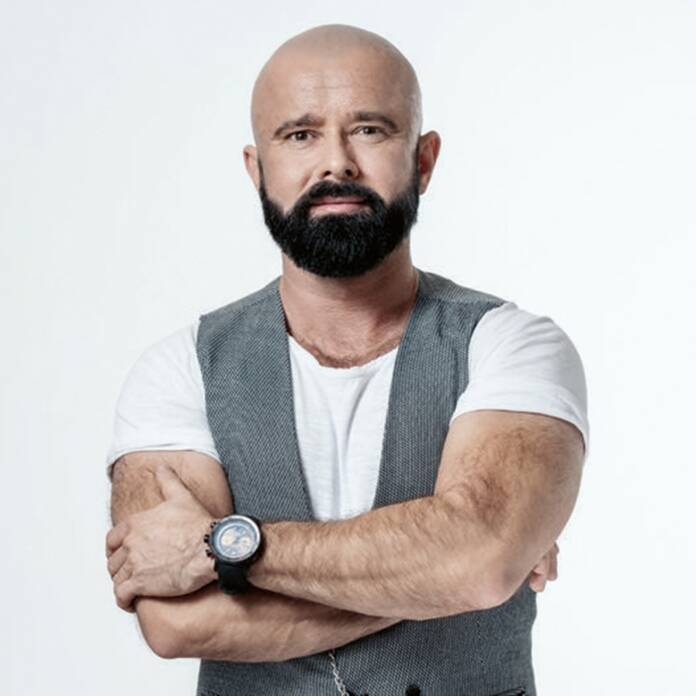 „Pod kapeluszem”, czyli najnowsza premiera Bałtyckiego Teatru Różnorodności